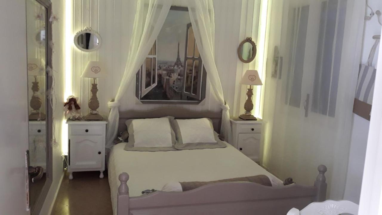 Chambres D'Hotes Chez Catherine A Reus Chambre De Paris Avec Salle De Bains Privee Екстер'єр фото